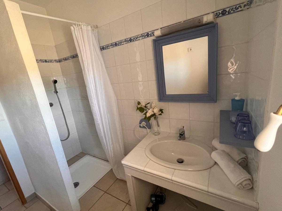 Mas De L'Estiou Apartment Monteux Bagian luar foto