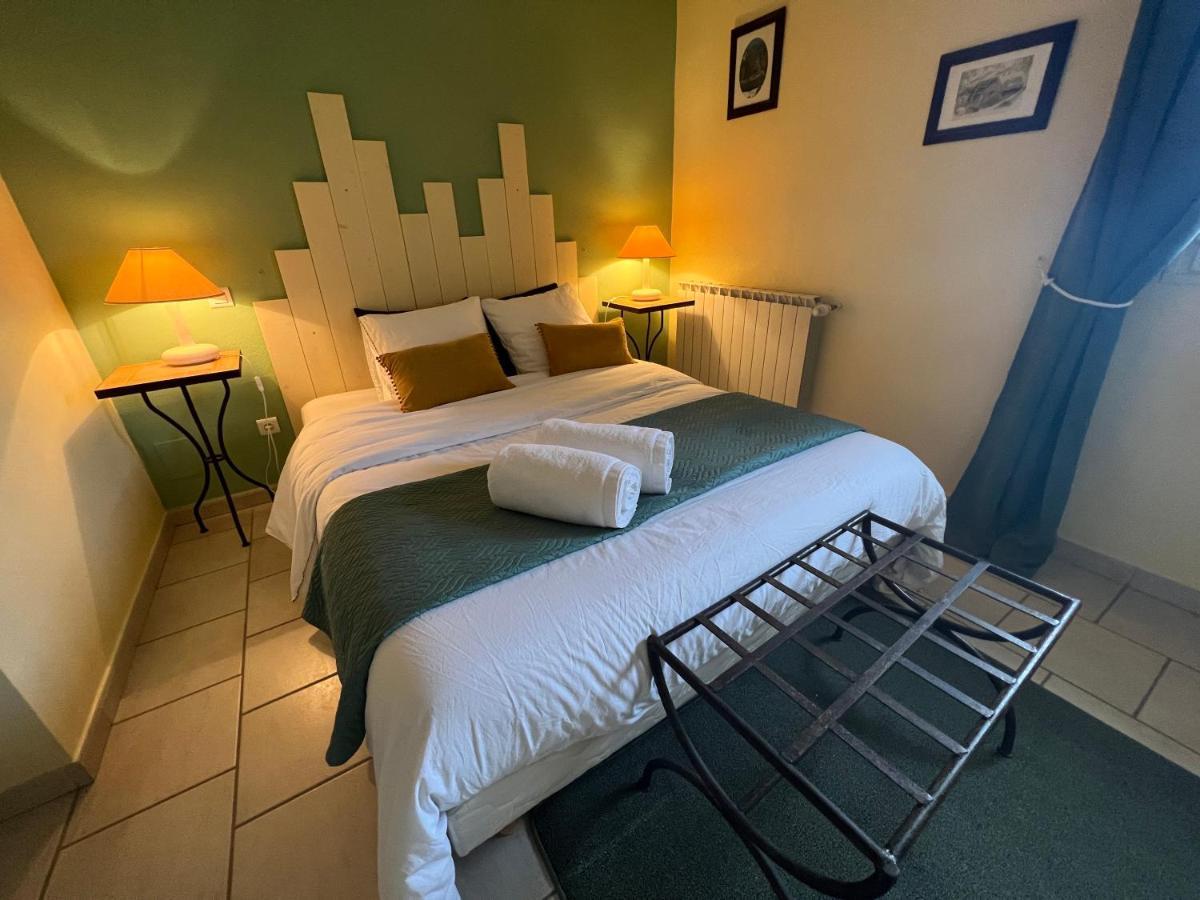Mas De L'Estiou Apartment Monteux Bagian luar foto